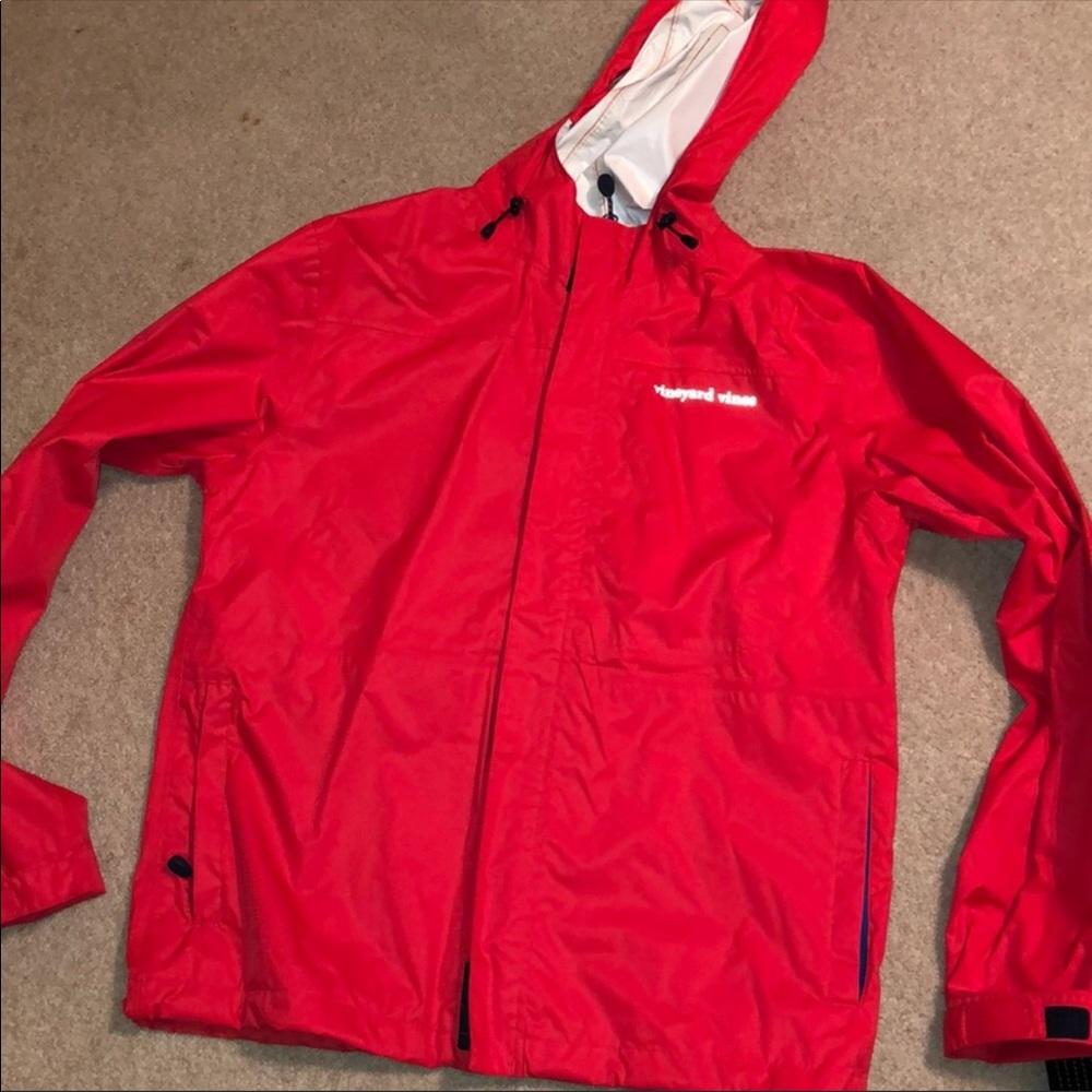vineyard viines raincoat never worn